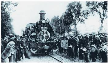 Anglo-Vasco-Navarro enpresaren lokomotora, Gasteiz Iparra eta Gasteiz-Leintz Gatzaga lotzen zituena.<br><br>